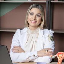 Carine de Freitas Milarch